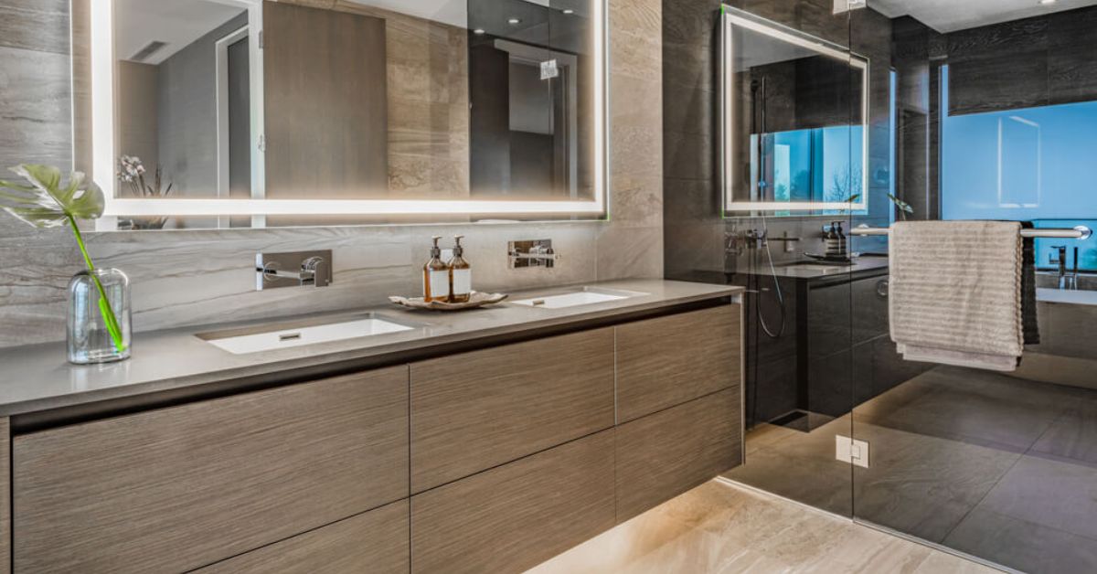Curbless Showers and Smart Toilets: Why They Are Popular