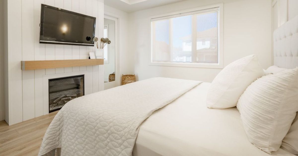Room Addition vs ADU: Which Do You Need?