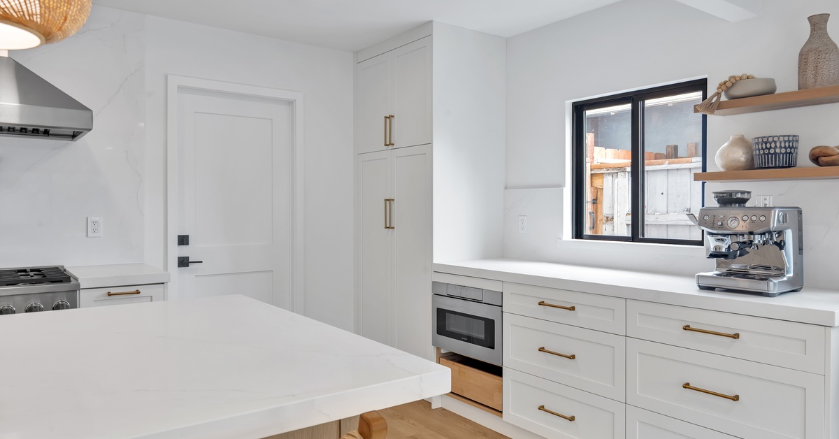 The Pros and Cons of Custom Kitchen Cabinets